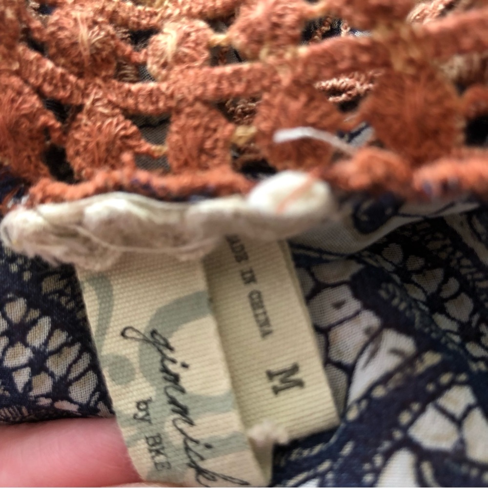 Gimmicks by BKE bohemian crochet layered top - Picture 5 of 6